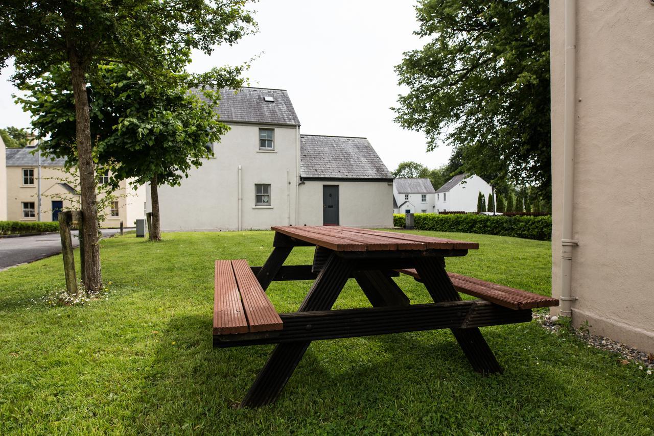 Bunratty Castle Gardens Home Exterior foto